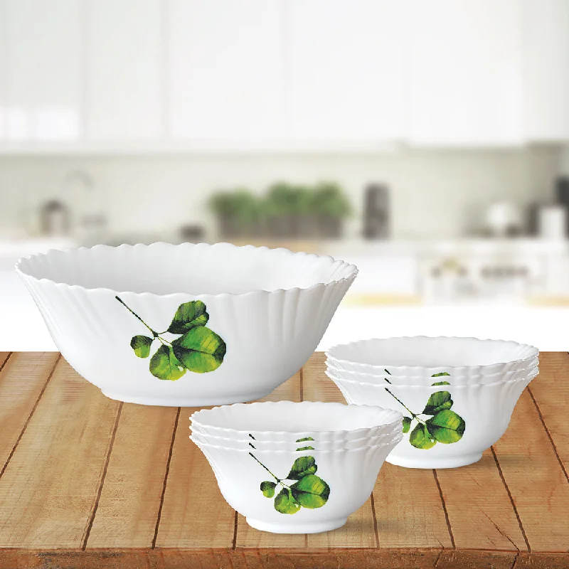 Foldable trays for small spaces-Larah by Borosil Oval Pudding Set